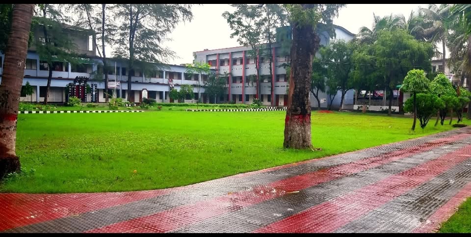 Bhalum Ataur Rahman Khan College - Slide